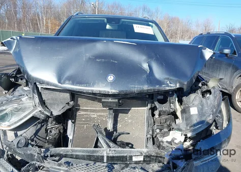 2015 Mercedes-Benz Ml 350 4Matic z USA, uszkodzony, nr VIN 4JGDA5HB3FA494953